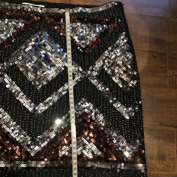 H&M Black and Silver Sequin Pencil Skirt Size M - Picture 6 of 6